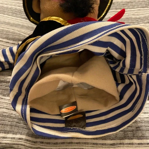 Melissa & Doug Pirate Hand Puppet Barnacle Bart Pretend Play Plush No Stick - Picture 8 of 11